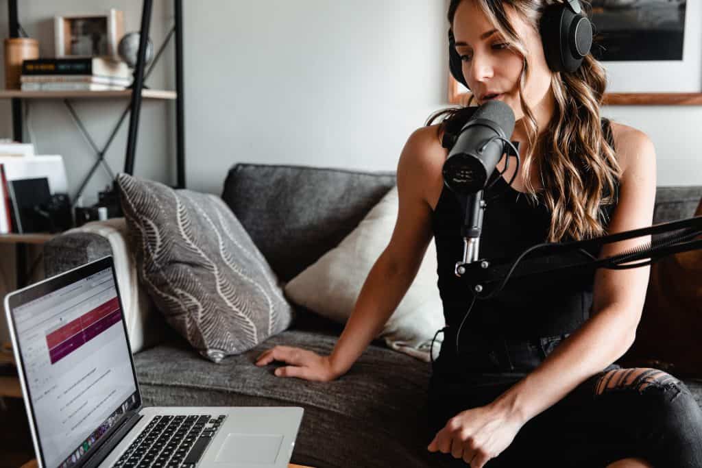 DSEE Extreme vs High-Res Lossless Audio