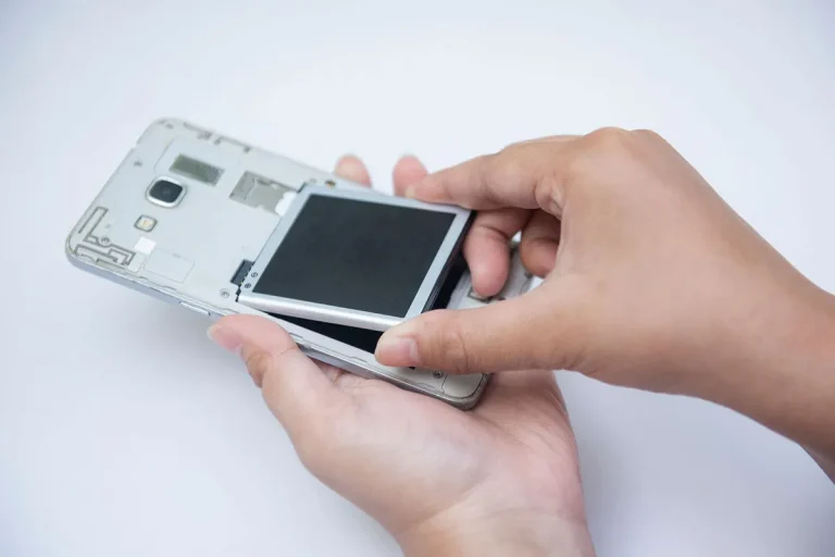 Is It Worth Replacing The Battery In A Samsung Galaxy S9 In 2024?