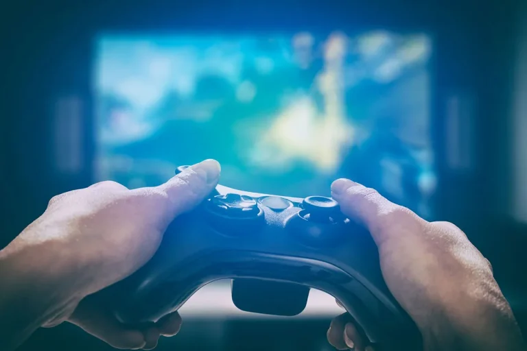 Is Mass Effect Worth Playing In 2024?