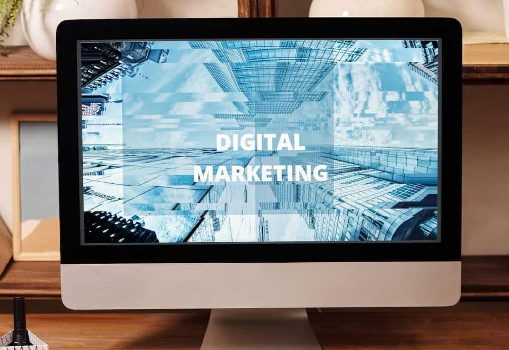 Influencer Marketing